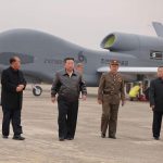 金正恩亲自监督AI自杀式无人机测试-正规博彩平台-博彩论坛-博彩网