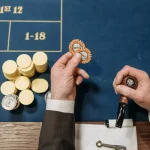 扑克博彩策略：提升你的技巧，理性应对挑战-正规博彩平台-博彩论坛-博彩网