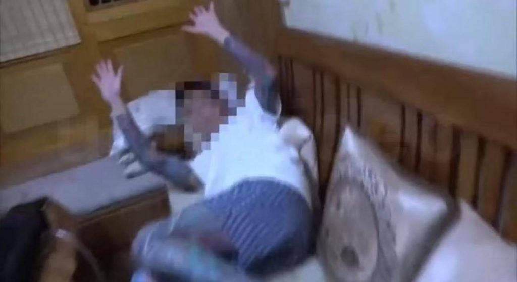 差点被卖到柬埔寨“当猪仔”！男子欠下巨债，登机前求助获救-正规博彩平台-博彩论坛-博彩网